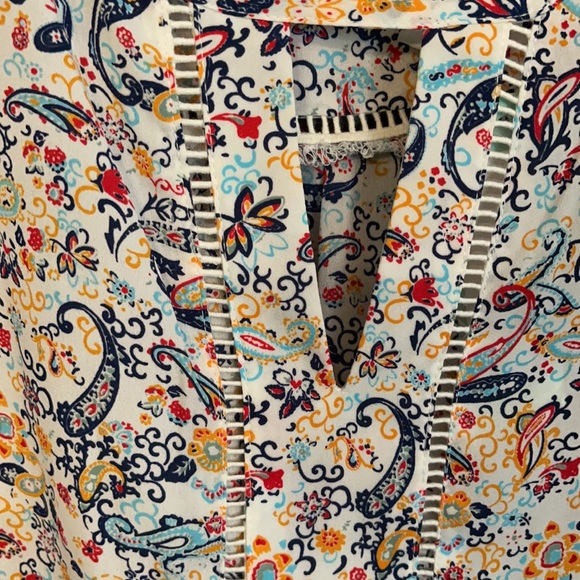 Collective Concepts Top NWT Medium Stitch Fix - Picture 5 of 9